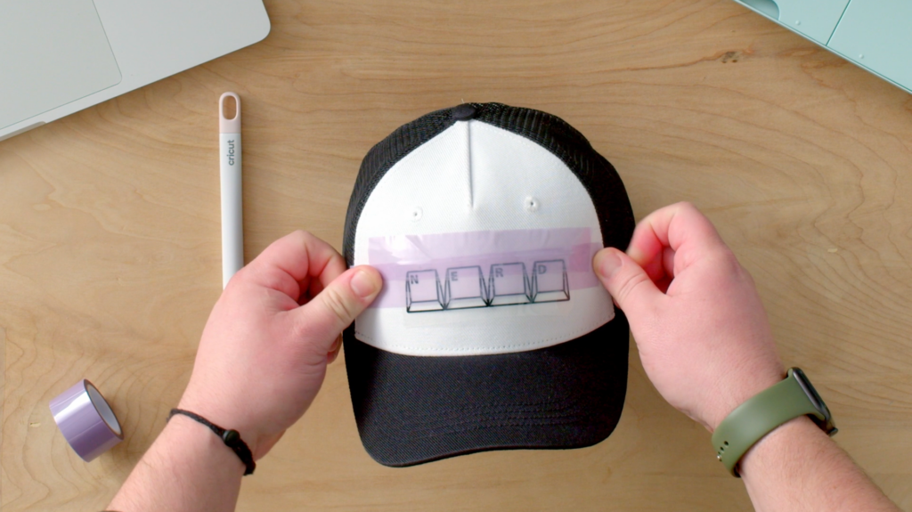 How to make a custom hat with Cricut – Cricut